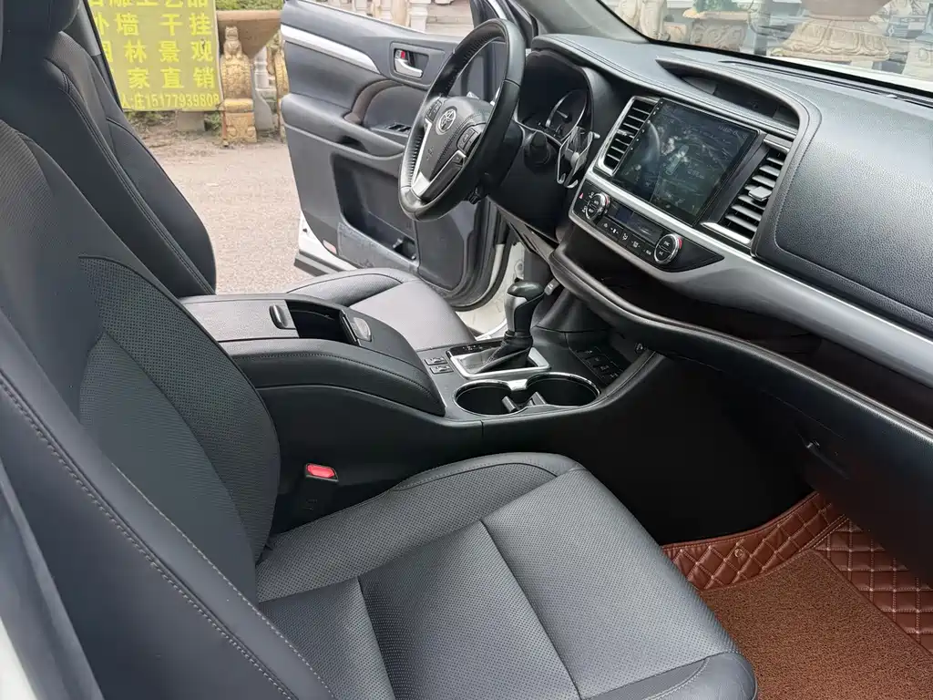 Toyota Highlander — миниатюра 11