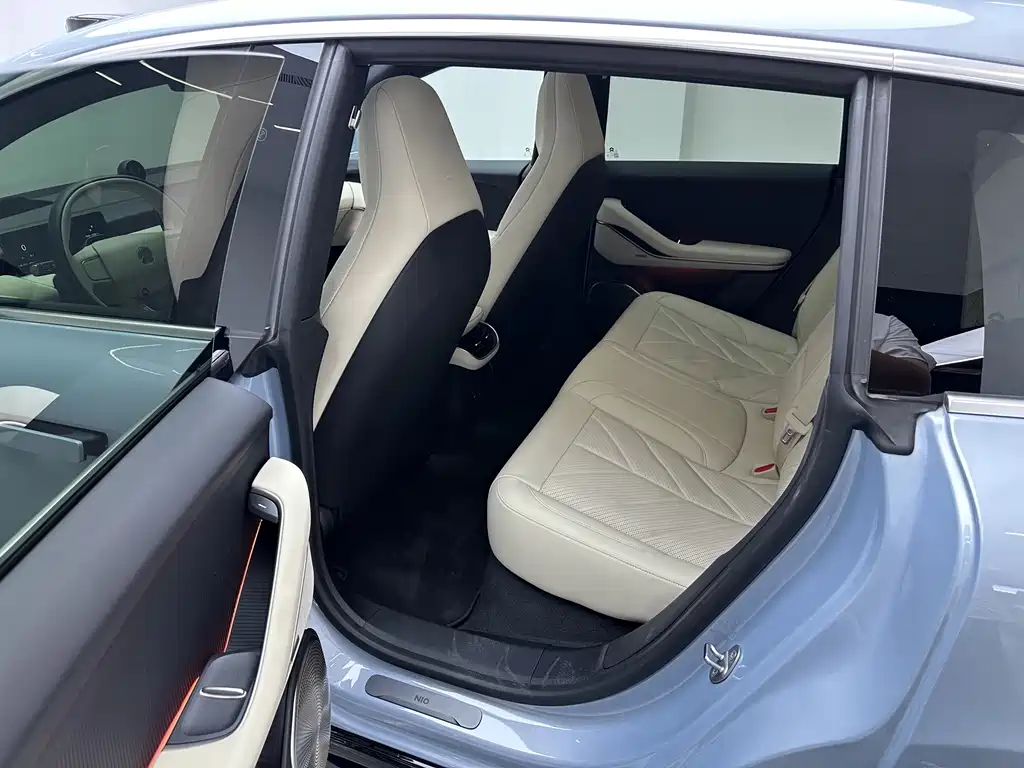 NIO ET5T — миниатюра 17