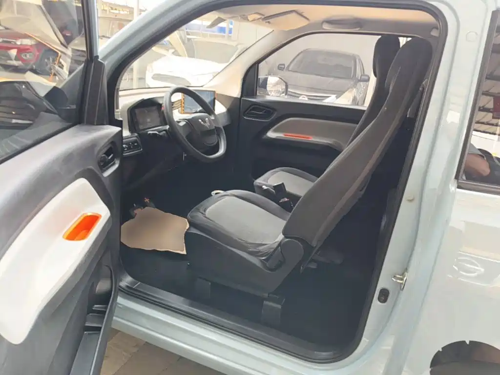Wuling MINIEV — миниатюра 16