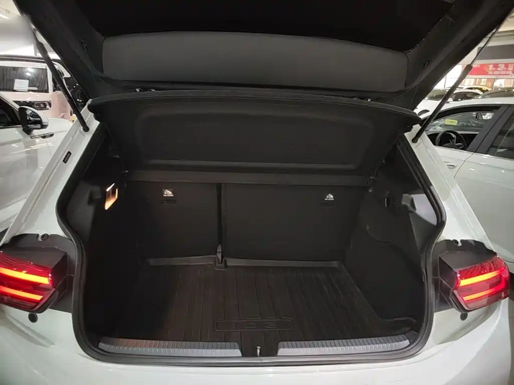 Volkswagen ID.3 — миниатюра 19