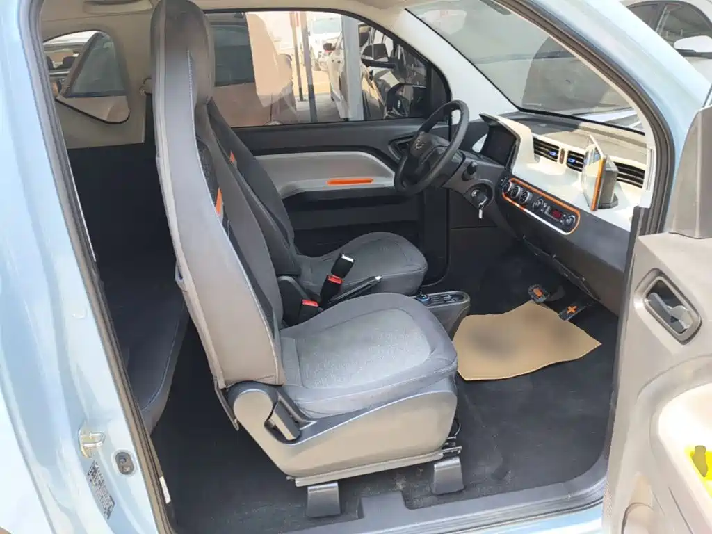 Wuling MINIEV — миниатюра 25