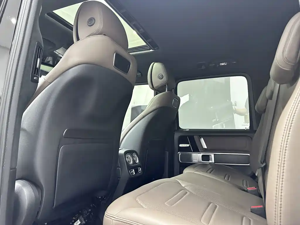 Mercedes-Benz G-Class — миниатюра 15
