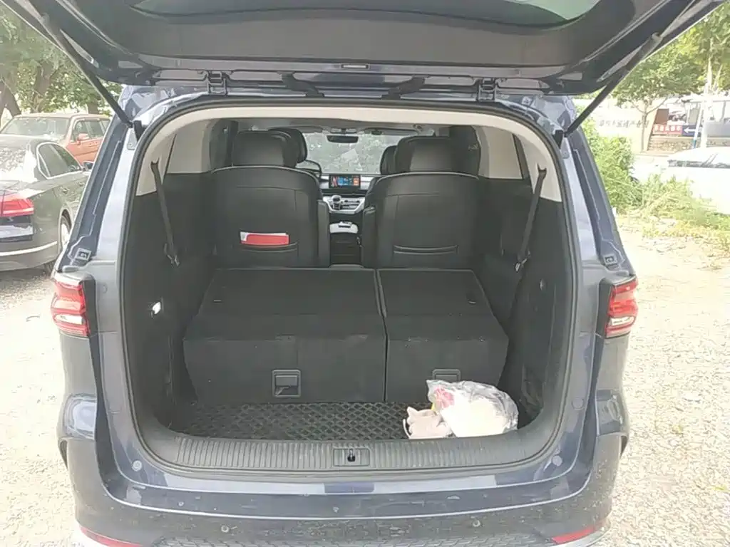 Roewe iMAX8 — миниатюра 19