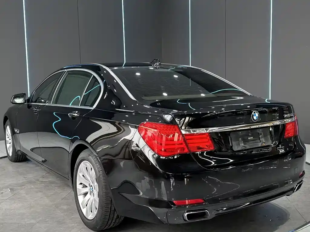 BMW 7 Series 7 2009 740Li Lead