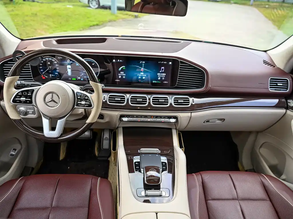 Mercedes-Benz GLS — миниатюра 13