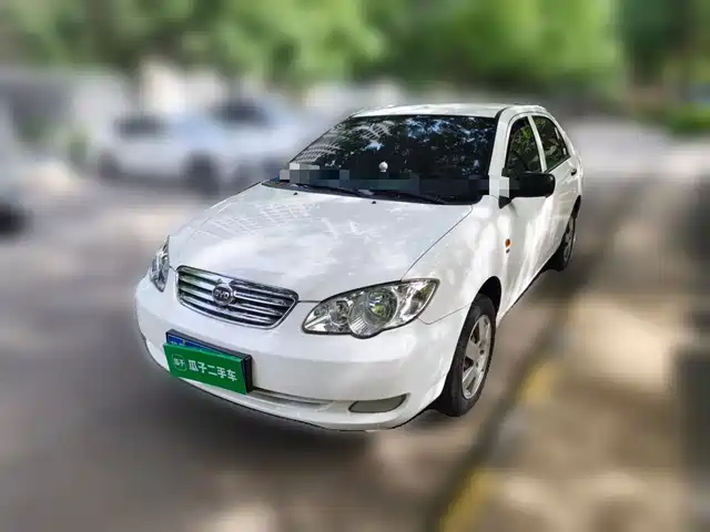 2019 BYD F3