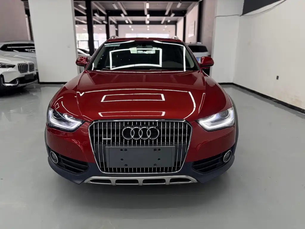 Audi A4 (Import) — миниатюра 2