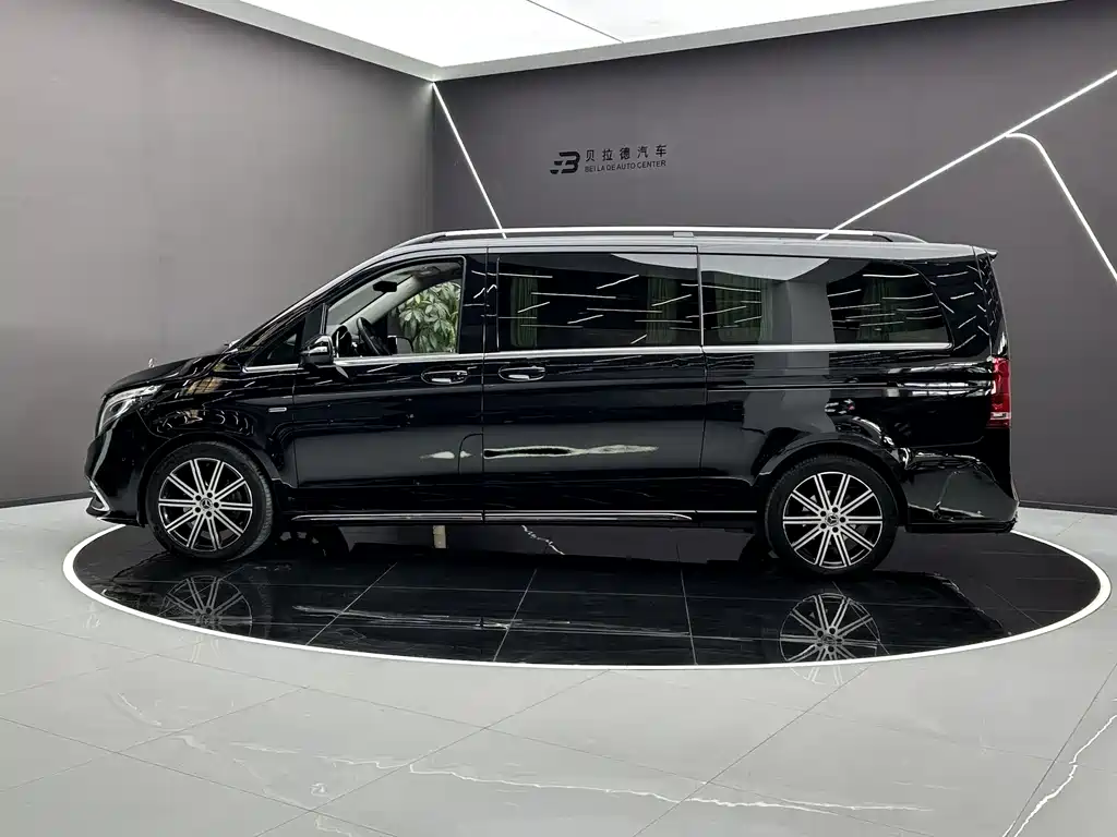 Mercedes-Benz V-Class V 2022 V 260 L Luxury