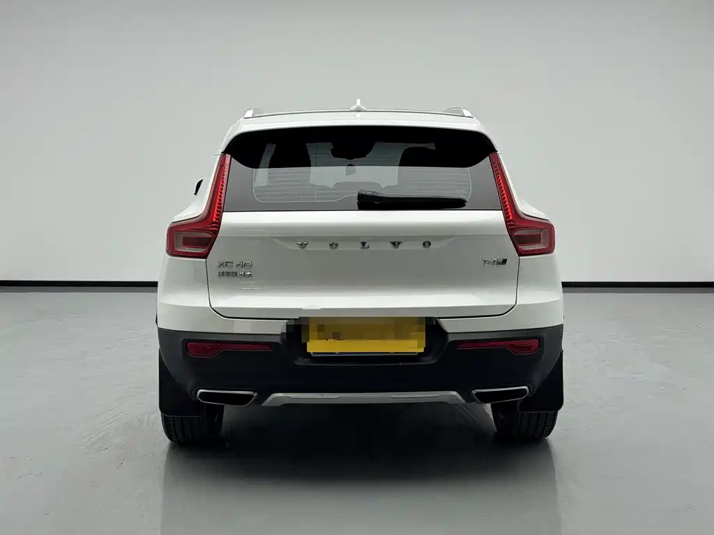 Volvo XC40 — миниатюра 5