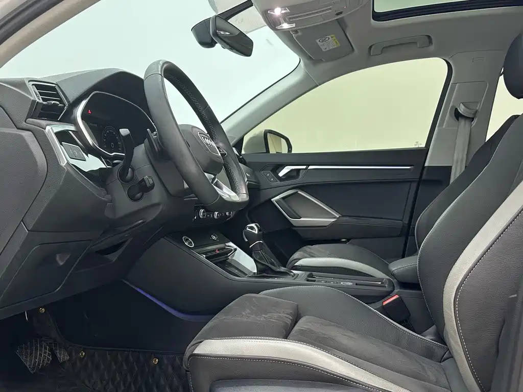 Audi Q3 — миниатюра 7