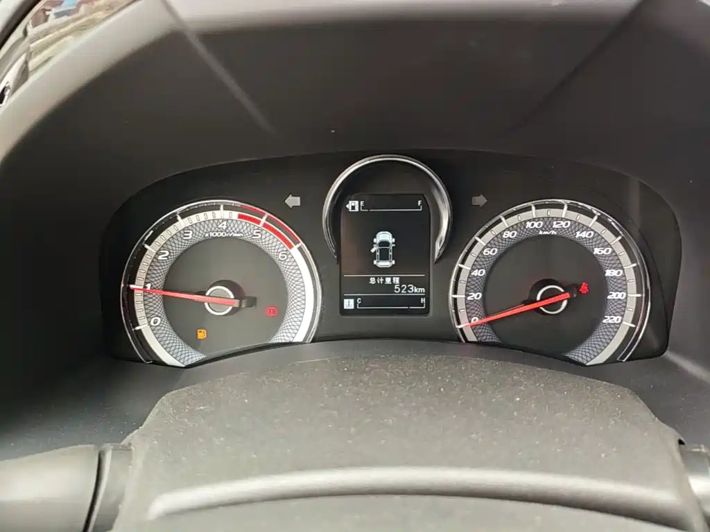 Isuzu RE-MAX Ruimai — миниатюра 12
