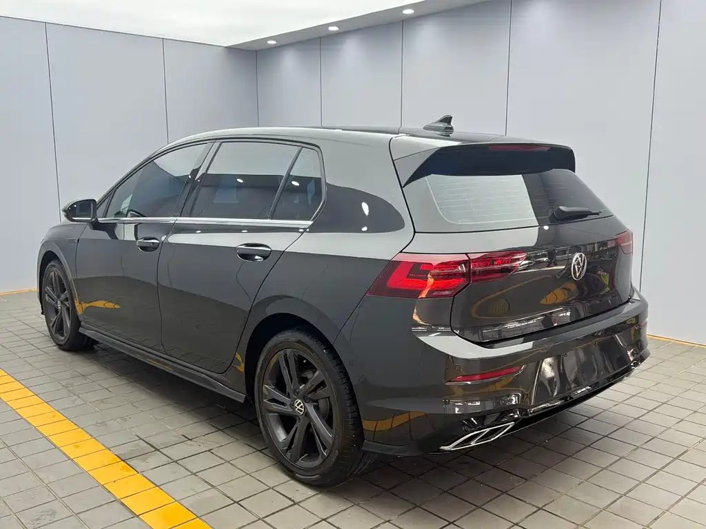 Volkswagen Golf — миниатюра 4