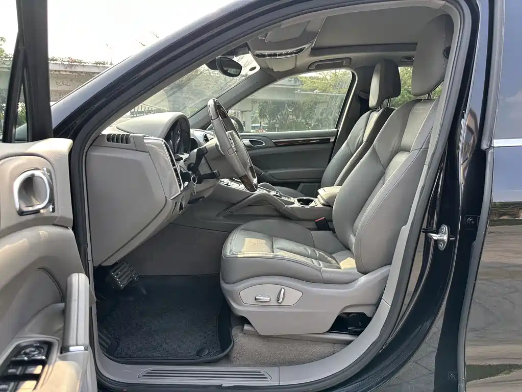 Porsche Cayenne 2011 Cayenne 3.0T