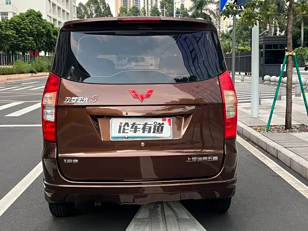 Wuling Hongguang — миниатюра 23