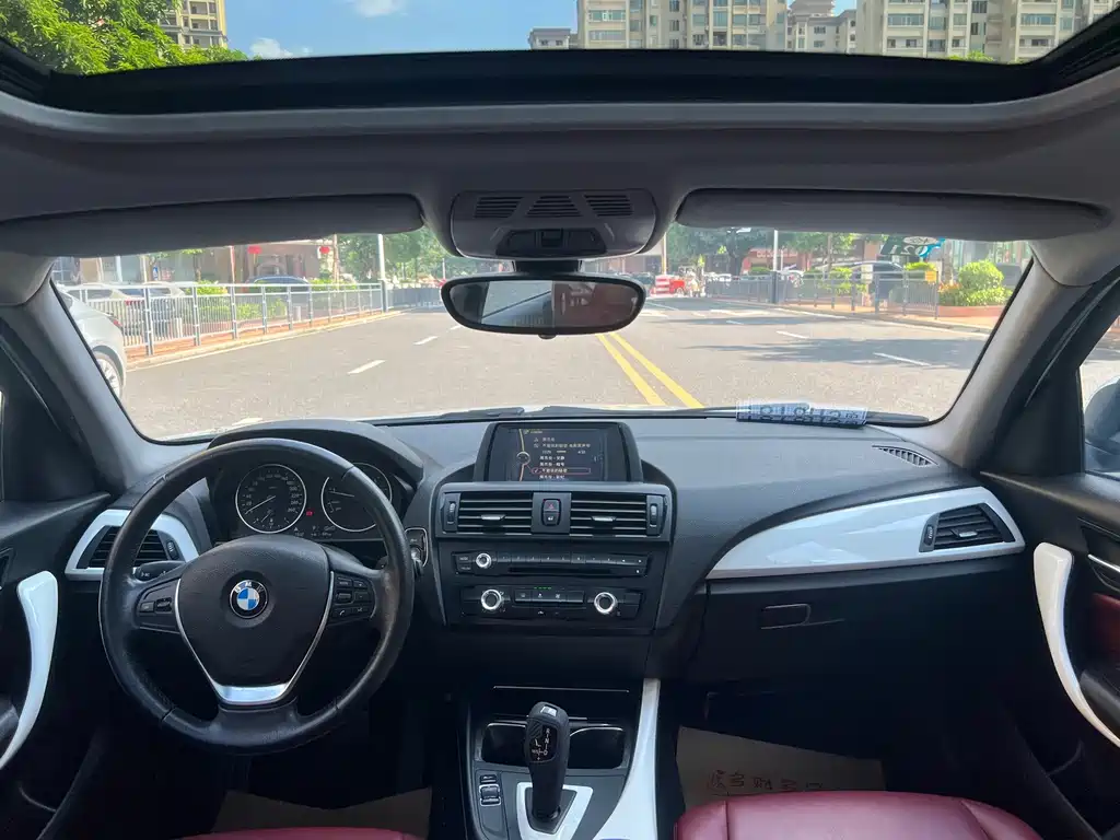 BMW 1 Series (Import) — миниатюра 12