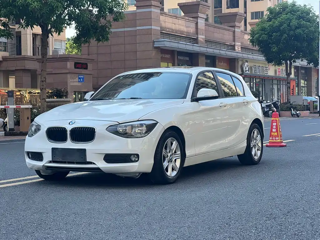 BMW 1 Series (Import)