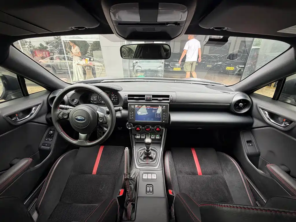 Subaru BRZ — миниатюра 9