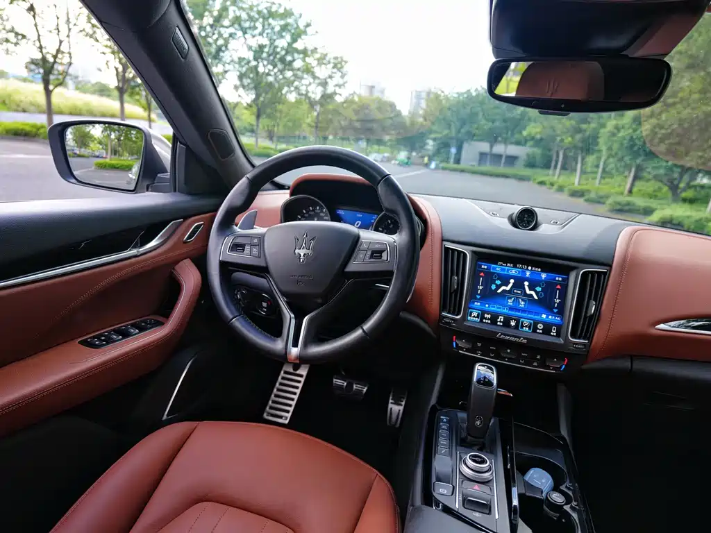 Maserati Levante — миниатюра 11