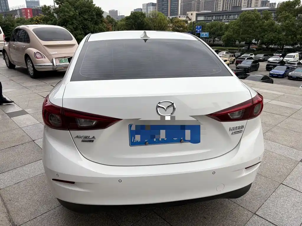 Mazda 3 Axela — миниатюра 7