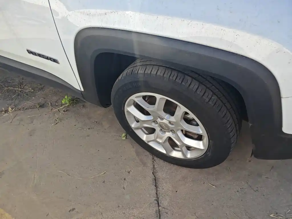 Jeep Renegade — миниатюра 23