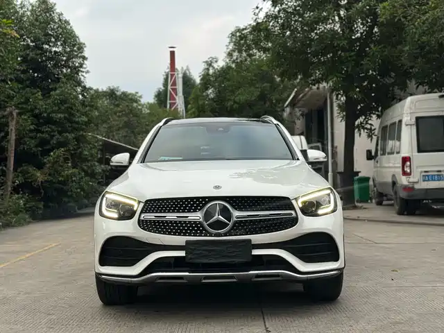 MERCEDES BENZ GLC 2020