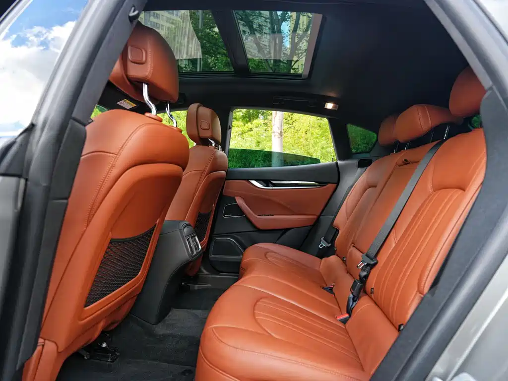 Maserati Levante — миниатюра 7