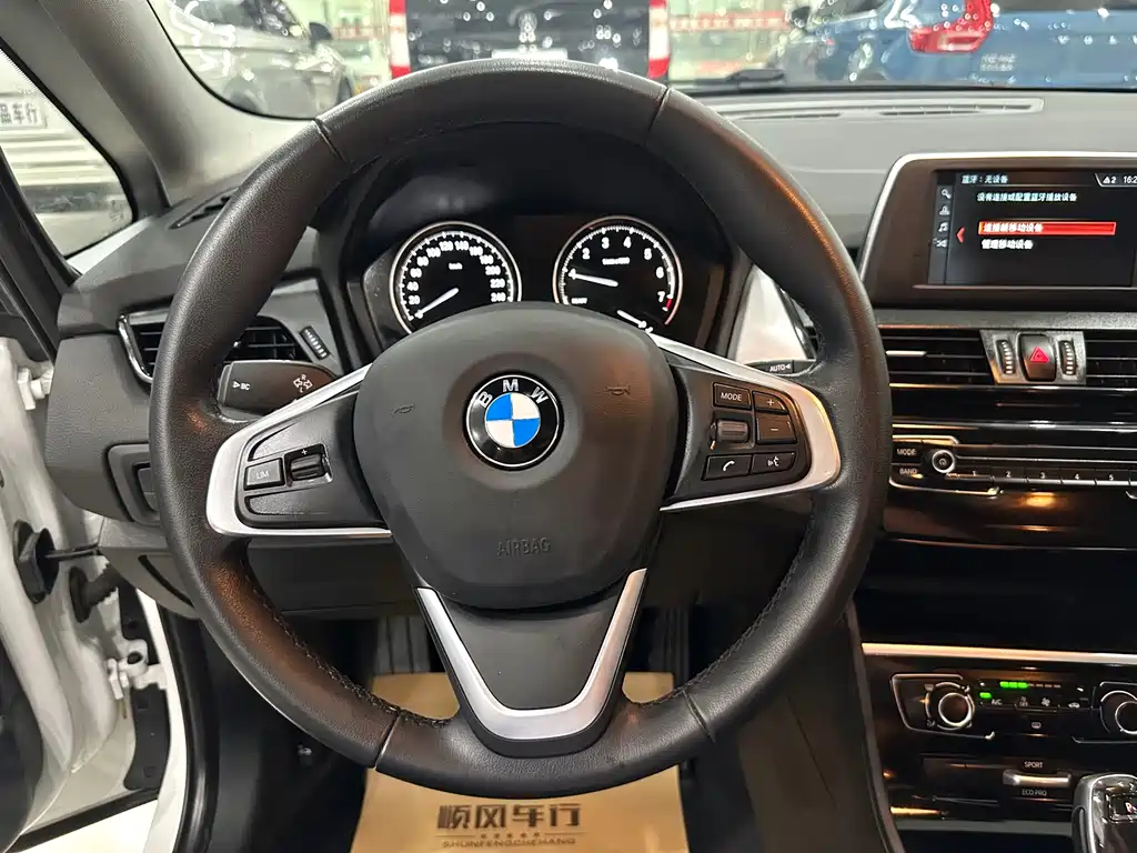 BMW 2 Series Gran Tourer — миниатюра 13