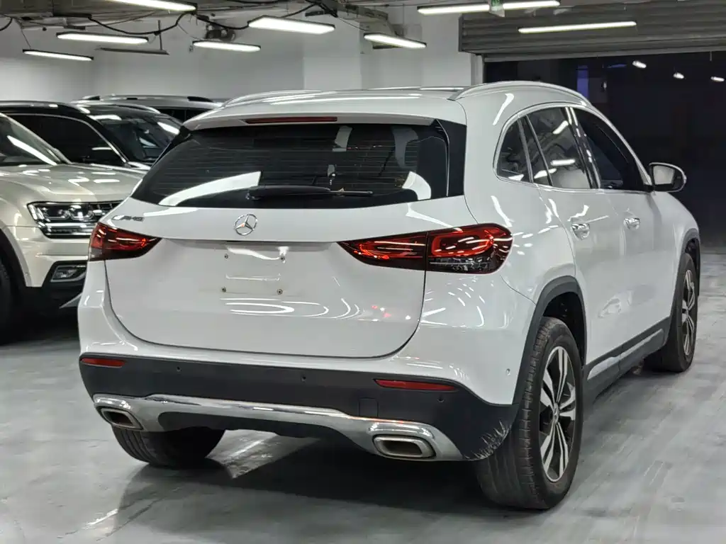 Mercedes-Benz GLA — миниатюра 18