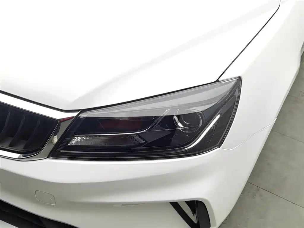 GEELY AUTOMOBILE EMGRAND