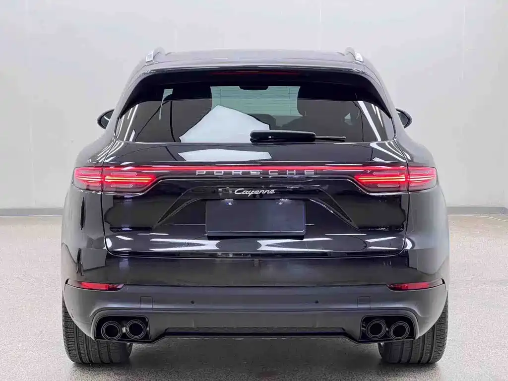 Porsche Cayenne — миниатюра 31