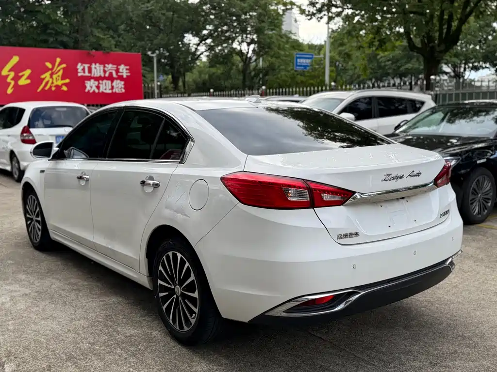 Zotye 众泰Z560 — миниатюра 5