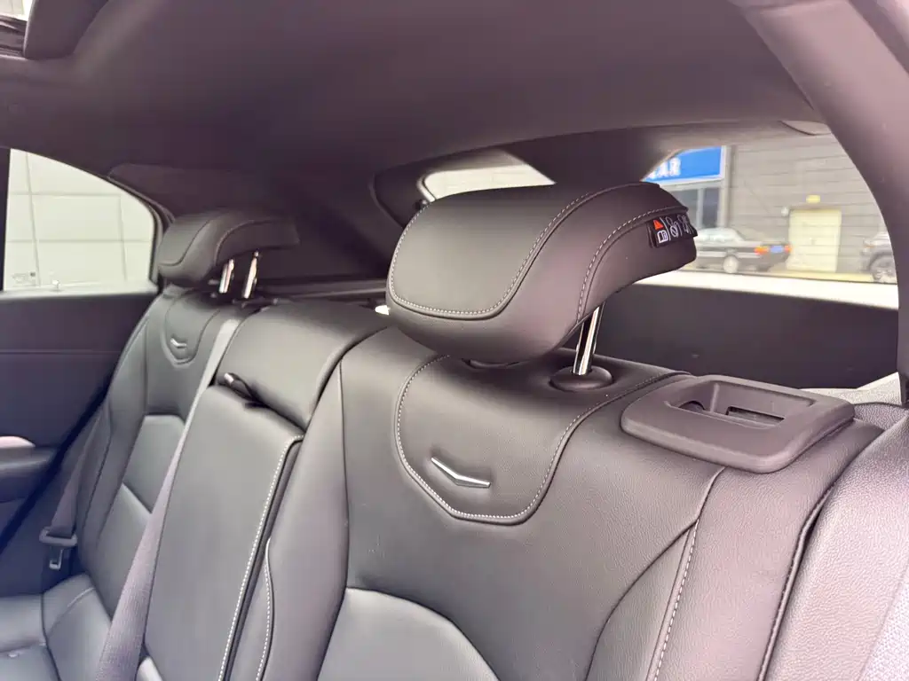 Cadillac XT4 — миниатюра 36