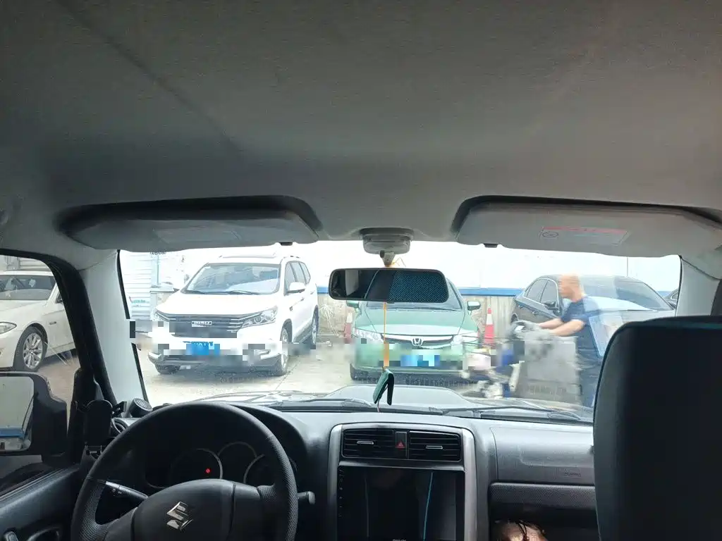 Suzuki Jimny — миниатюра 19