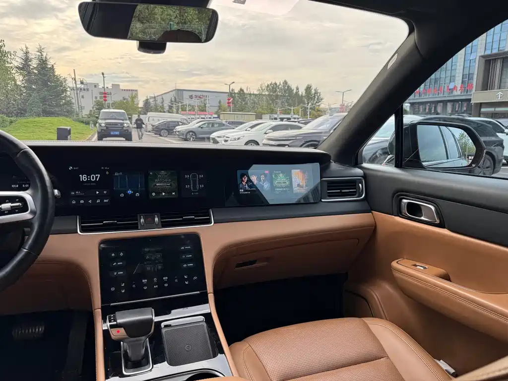 Li Auto Li ONE — миниатюра 14