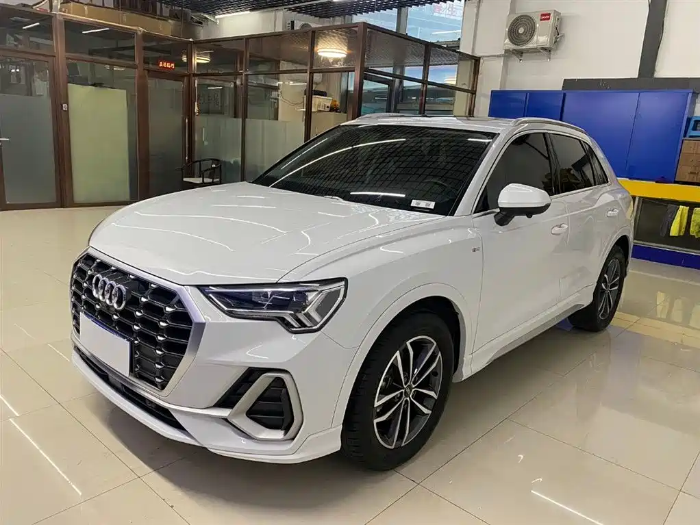 Audi Q3 2022 35 TFSI Progressive Dynamic Type