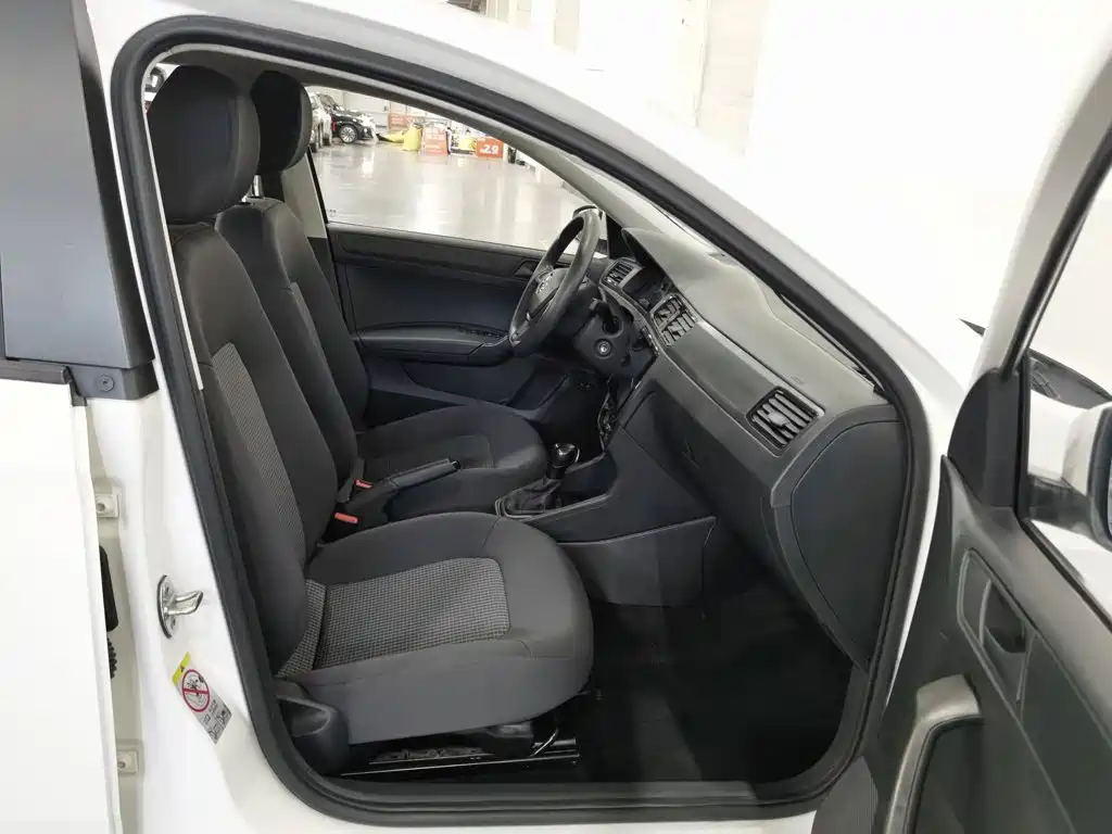 Volkswagen Santana — миниатюра 23
