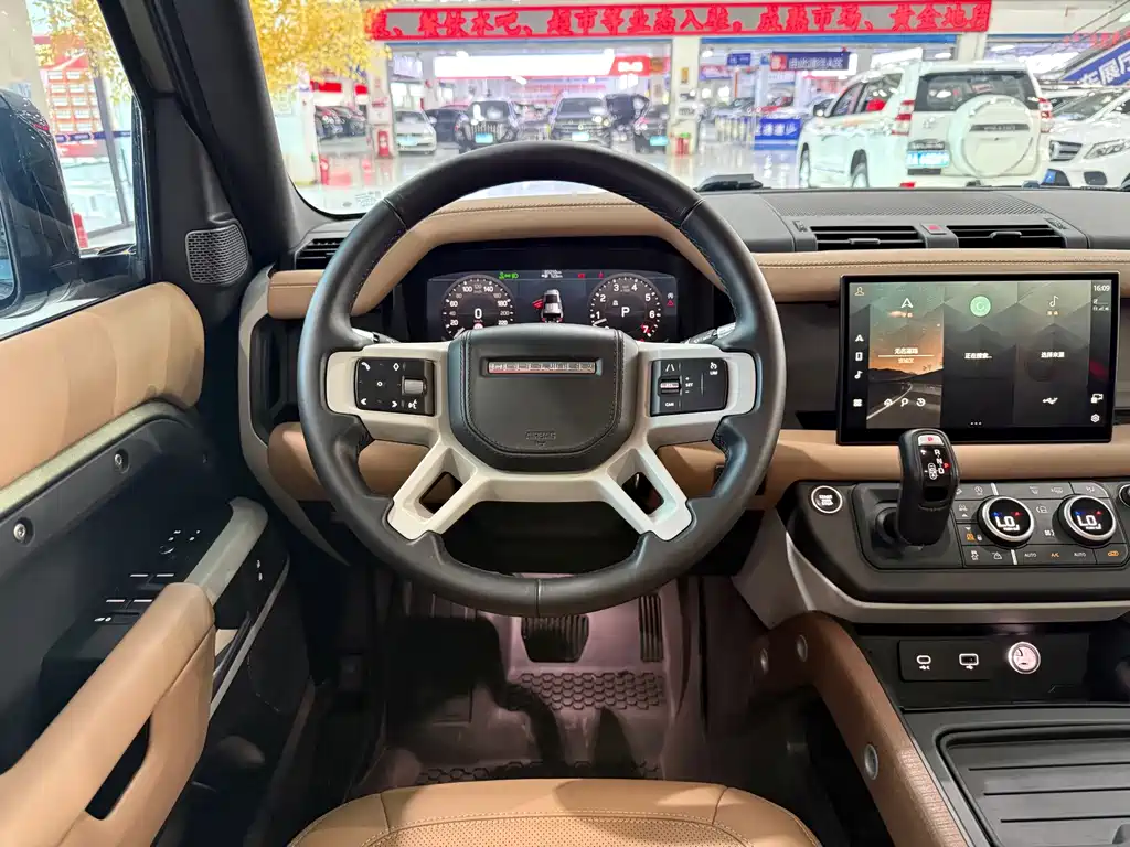 Land Rover Defender — миниатюра 13