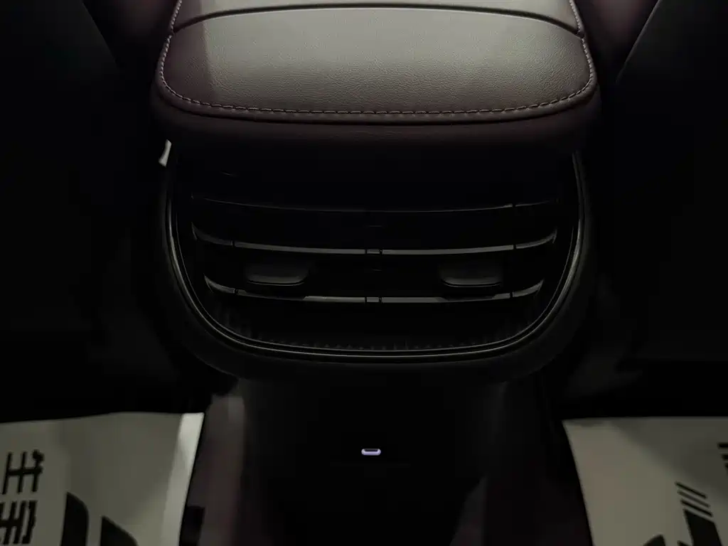 NIO ET5 — миниатюра 21