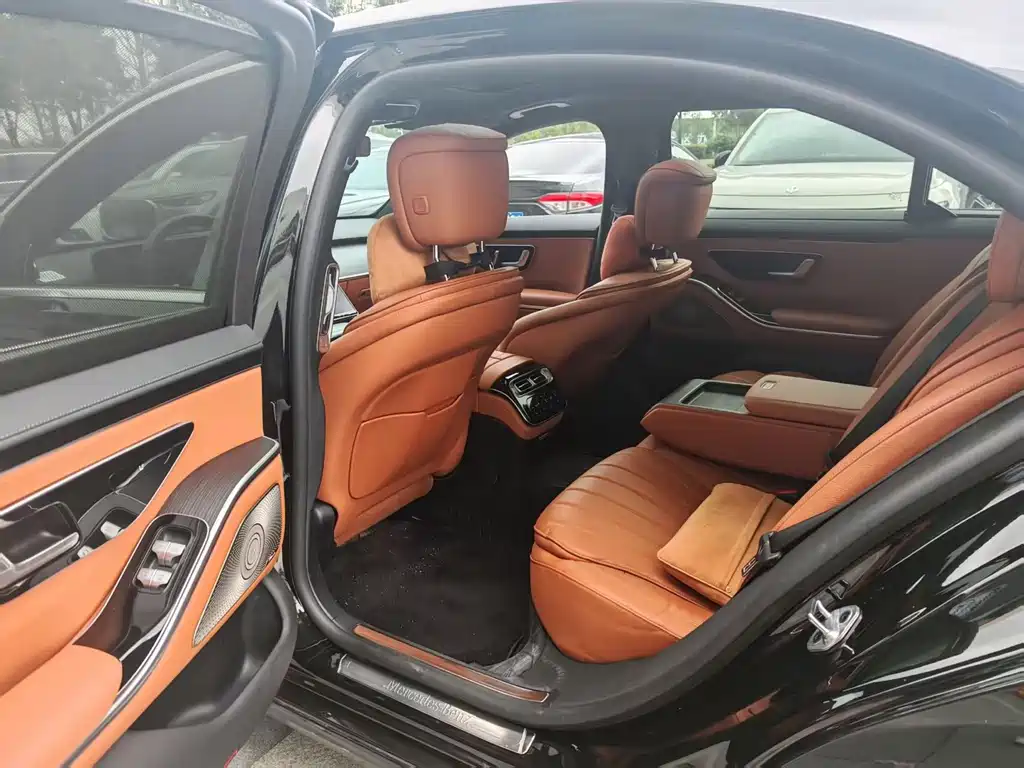 Mercedes-Benz S-Class — миниатюра 4