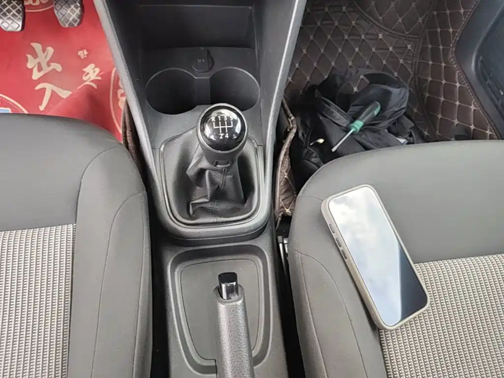 Volkswagen Polo — миниатюра 14