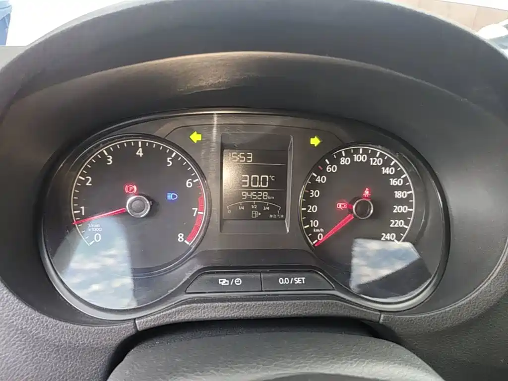 Volkswagen Polo — миниатюра 12