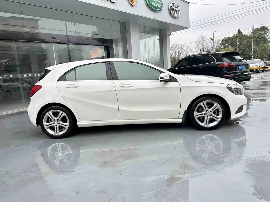 Mercedes-Benz A-Class (Import) A 200 Urban Type, фото 4