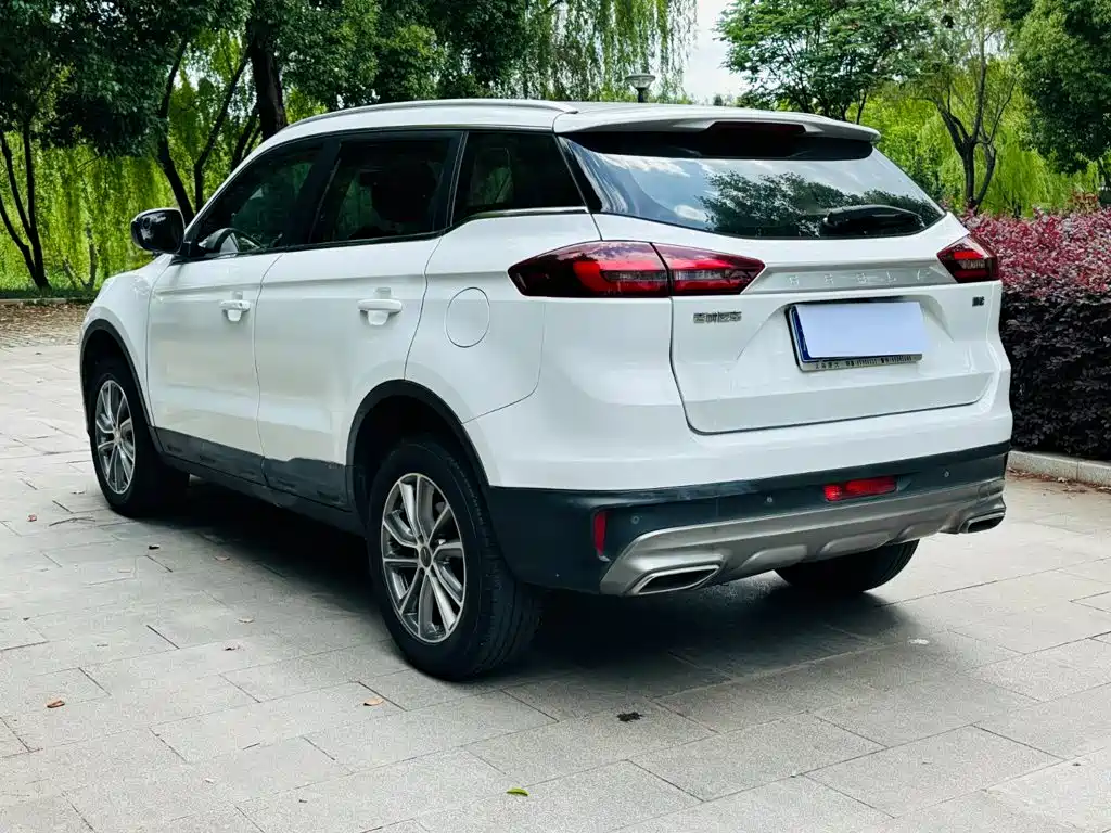 Geely Boyue — миниатюра 7