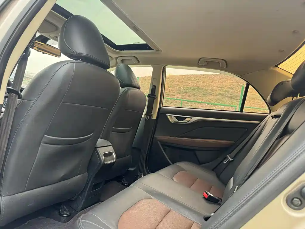 Geely Vision Upgrade Edition 1.5L CVT Premium Type China VI, фото 12