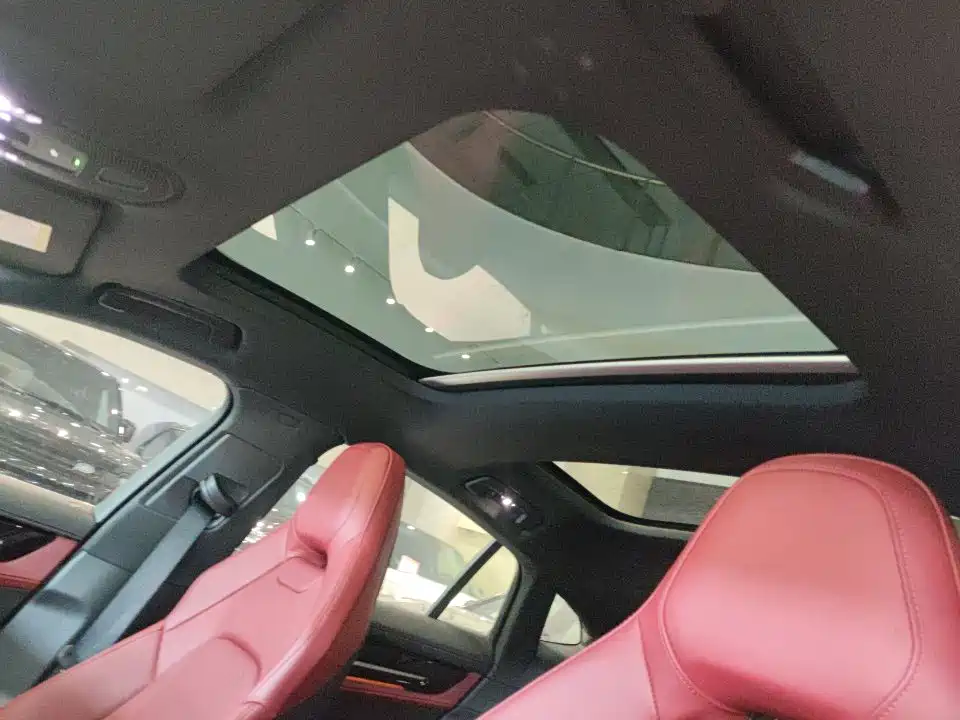 Porsche Panamera — миниатюра 7