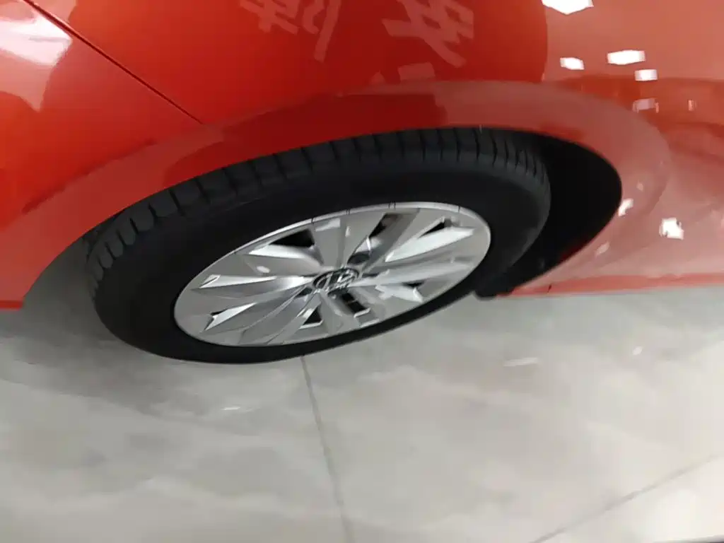 Volkswagen Lavida — миниатюра 23