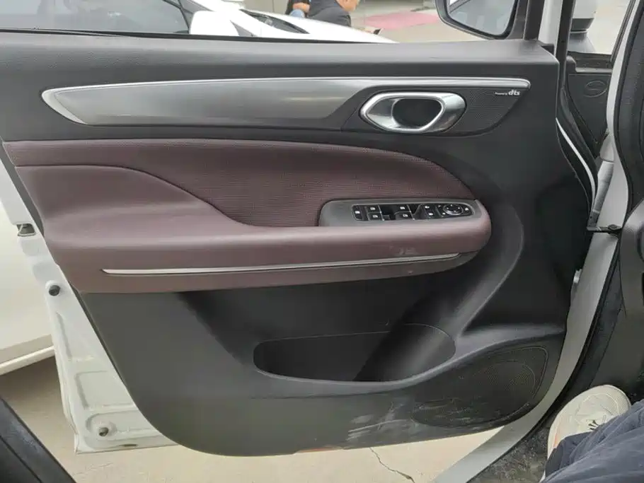 GAC Motor Trumpchi M6 — миниатюра 7
