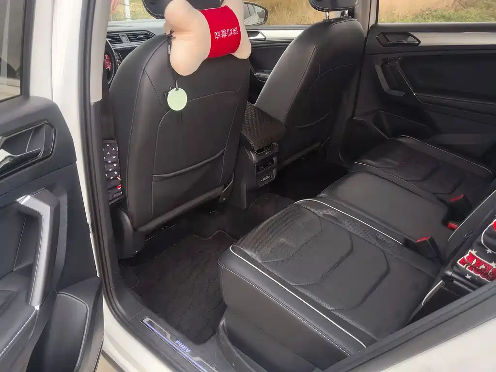 Volkswagen Tiguan L PHEV — миниатюра 7