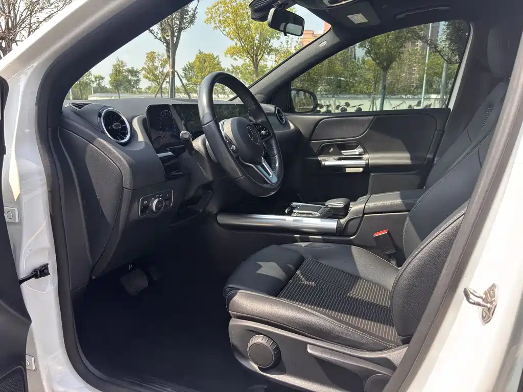 MERCEDES-BENZ B CLASS