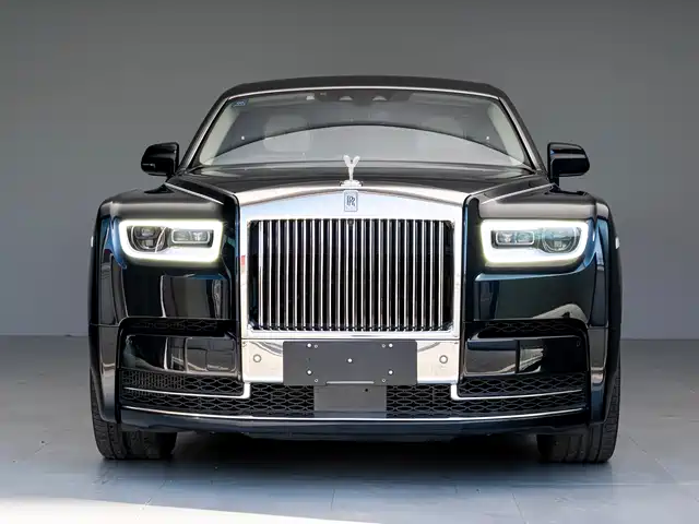 rolls-royce phantom